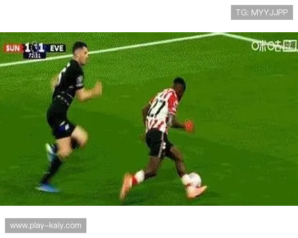 英超赛场再现手球判罚争议，多起疑似点球未判引讨论