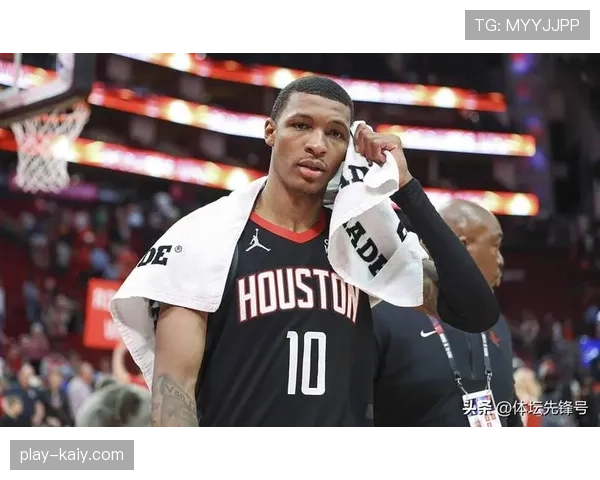 深度复盘：火箭惜败爵士，年轻球员在最后三分钟的关键失误合集